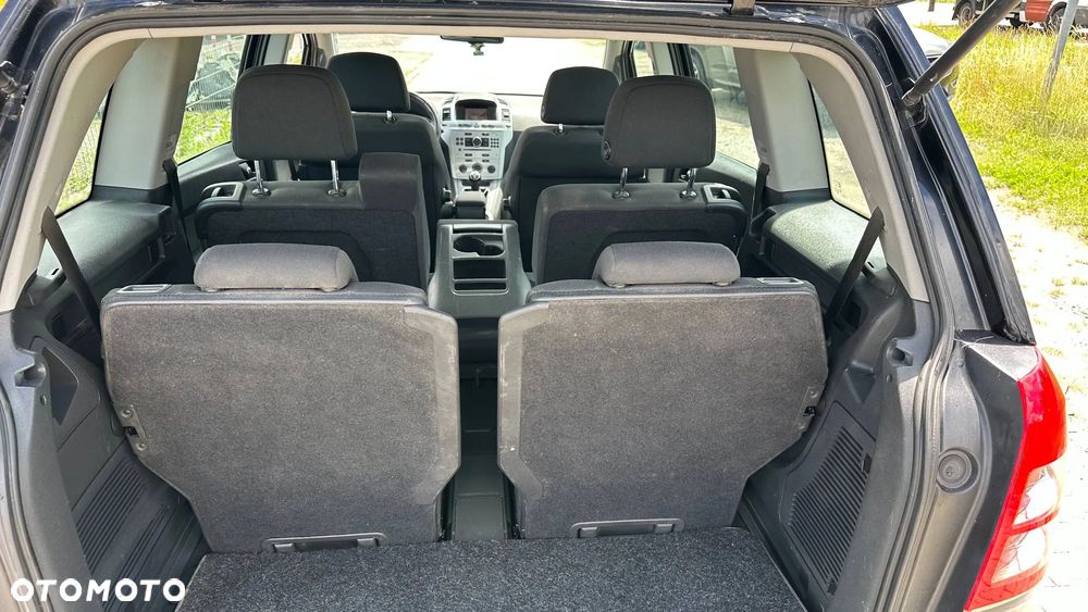 Opel Zafira 1.8 Sport - 30