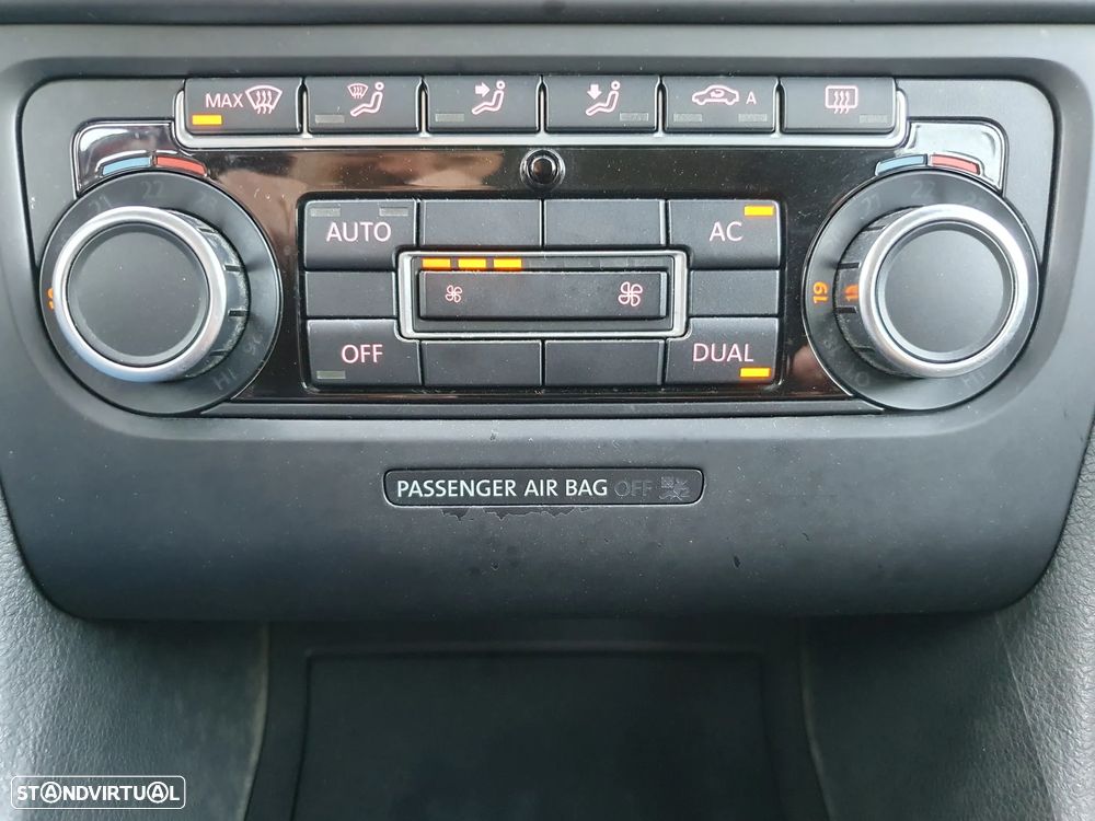 VW Golf 1.6 TDi Confortline - 18