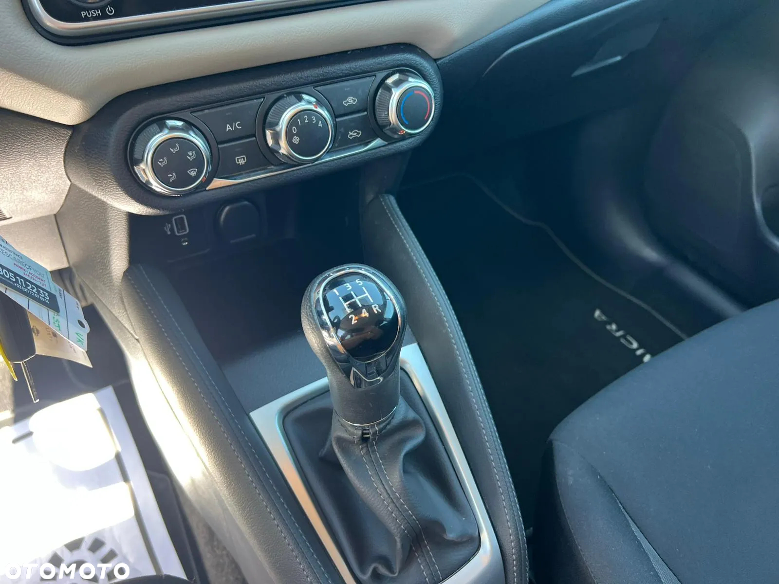 Nissan Micra IG-T 100 Tekna - 14
