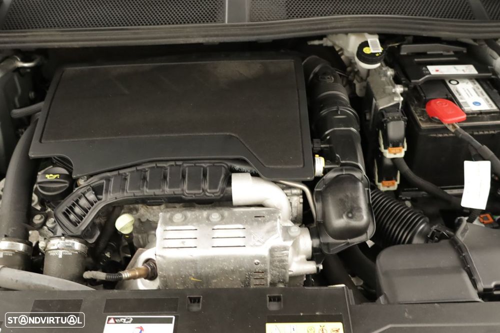Peugeot 308 1.2 PureTech GT EAT8 - 24