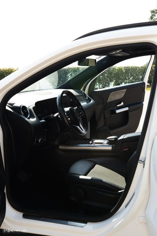 Mercedes-Benz GLA 180 d - 21