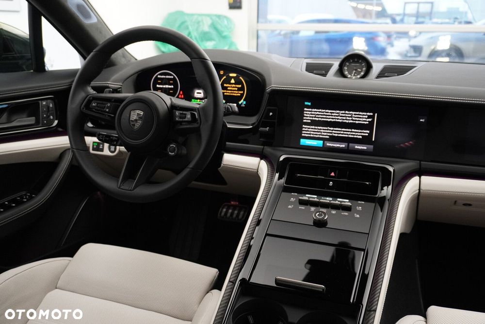 Porsche Panamera - 36