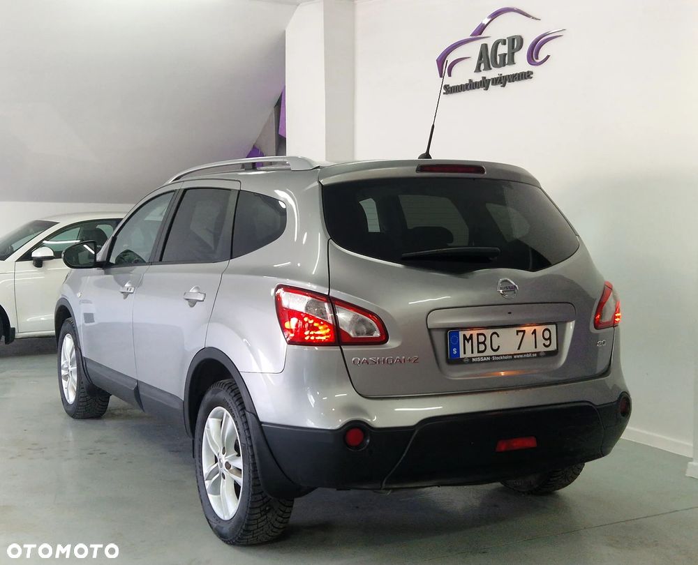 Nissan Qashqai+2 - 13