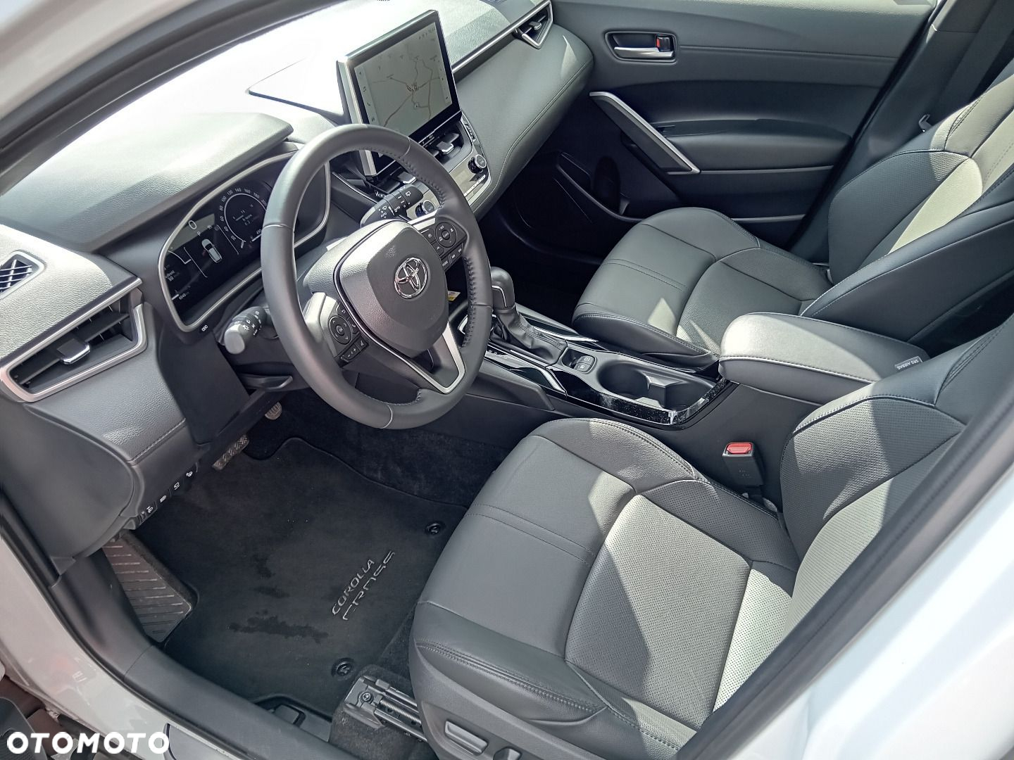 Toyota Corolla Cross - 15