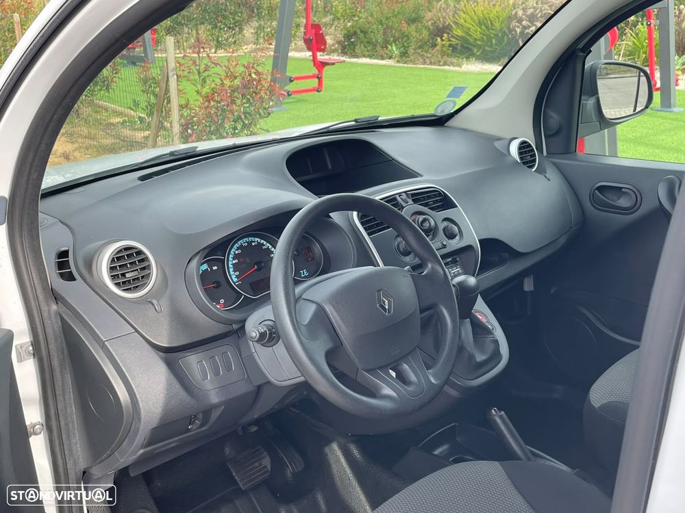Renault Kangoo Z.E. 33 - 23