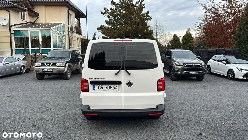 Volkswagen Transporter - 4
