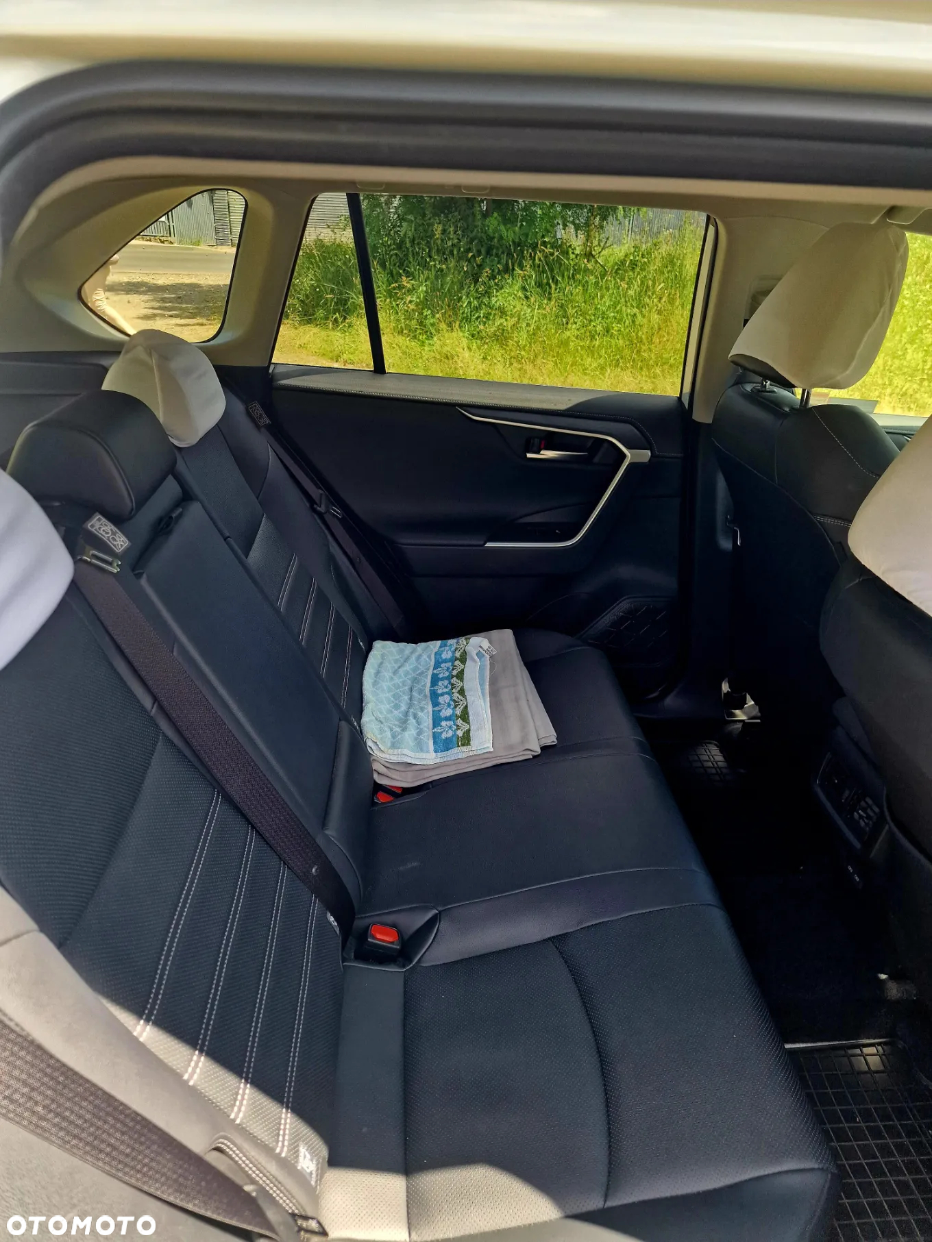 Toyota RAV4 2.5 Hybrid Executive 4x4 - 9