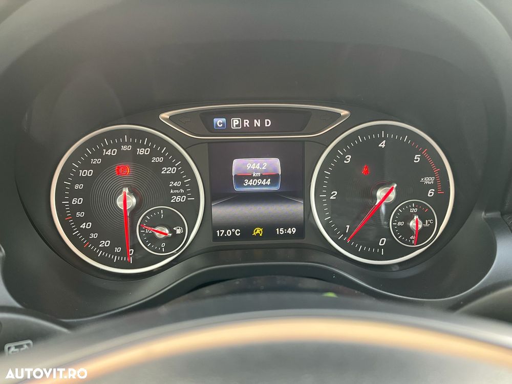 Mercedes-Benz A 180 d 7G DCT - 8