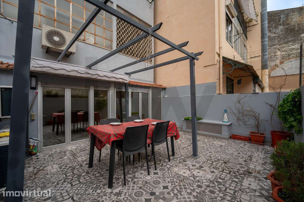 T3 | R. Almirante Reis | 1º andar com elevador | Terraço Privado - Grande imagem: 2/32