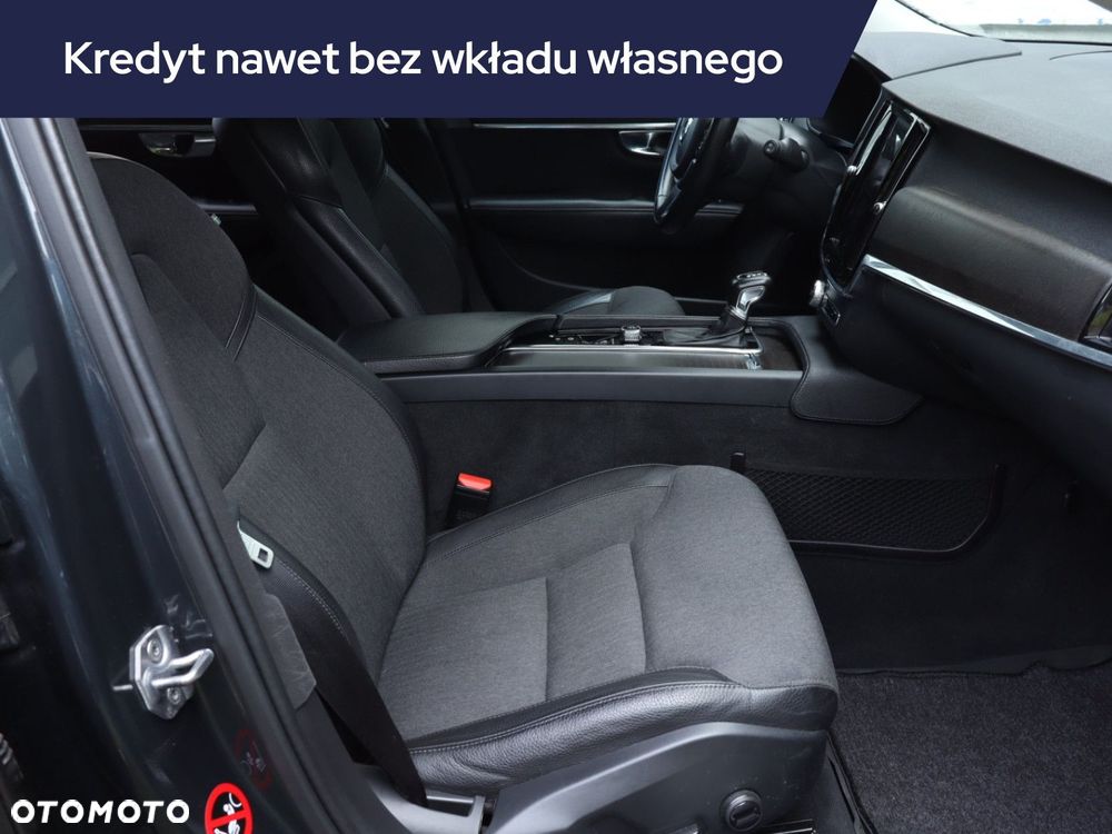 Volvo V90 Cross Country - 11