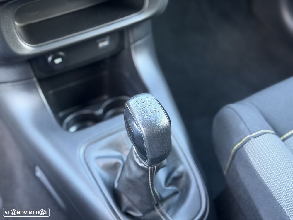 Citroën C3 1.2 PureTech Feel - 21
