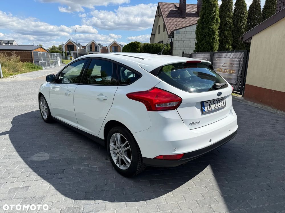 Ford Focus 1.5 TDCi Trend - 6