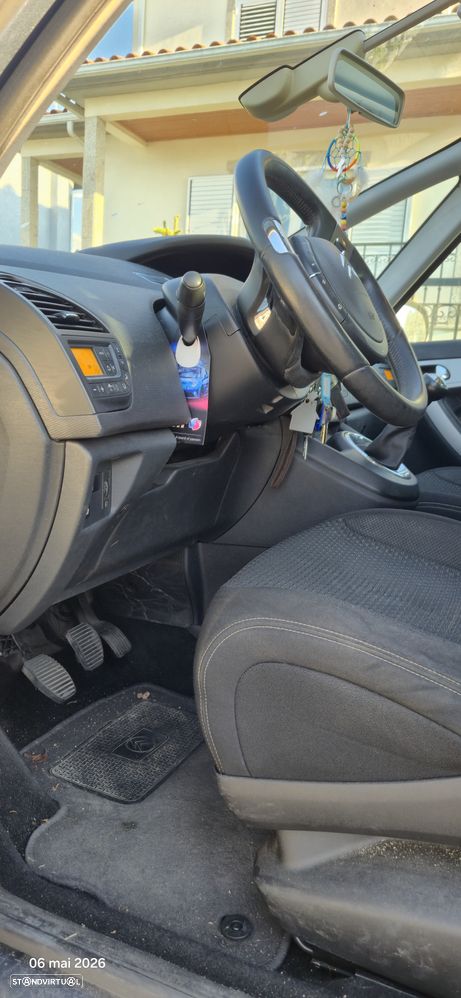 Citroën C4 Grand Picasso 1.6 HDi Exclusive - 2