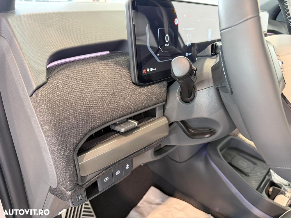 Kia EV3 81.4 kWh 4x2 AT GT Line - 19