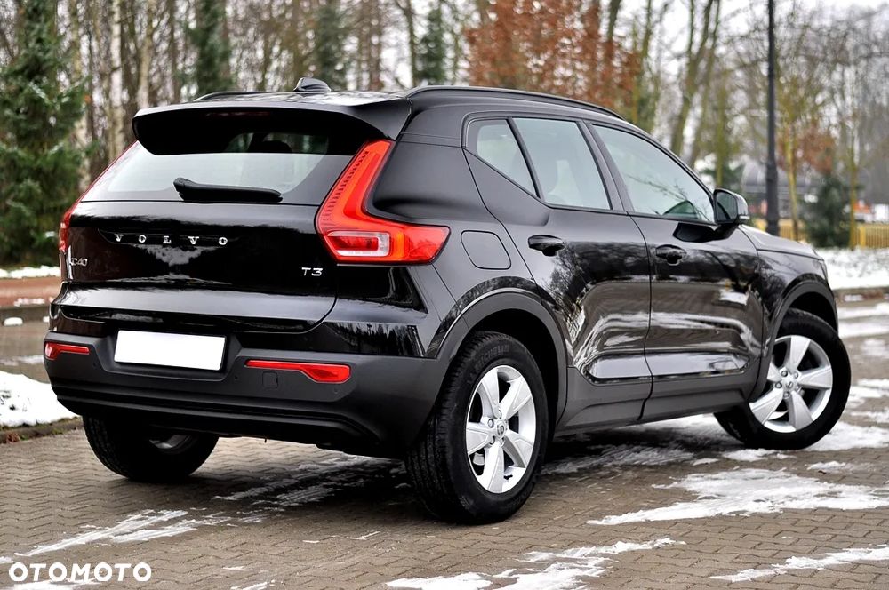 Volvo XC 40 T3 Momentum Pro - 16