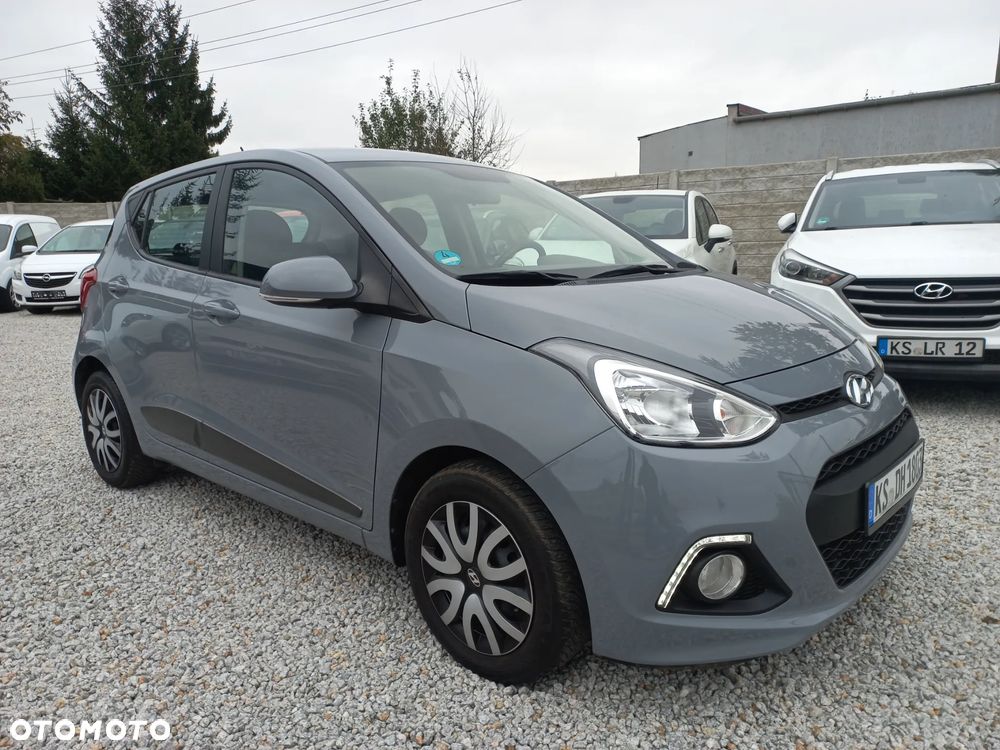 Hyundai i10 1.0 Fifa World Cup Edition - 3