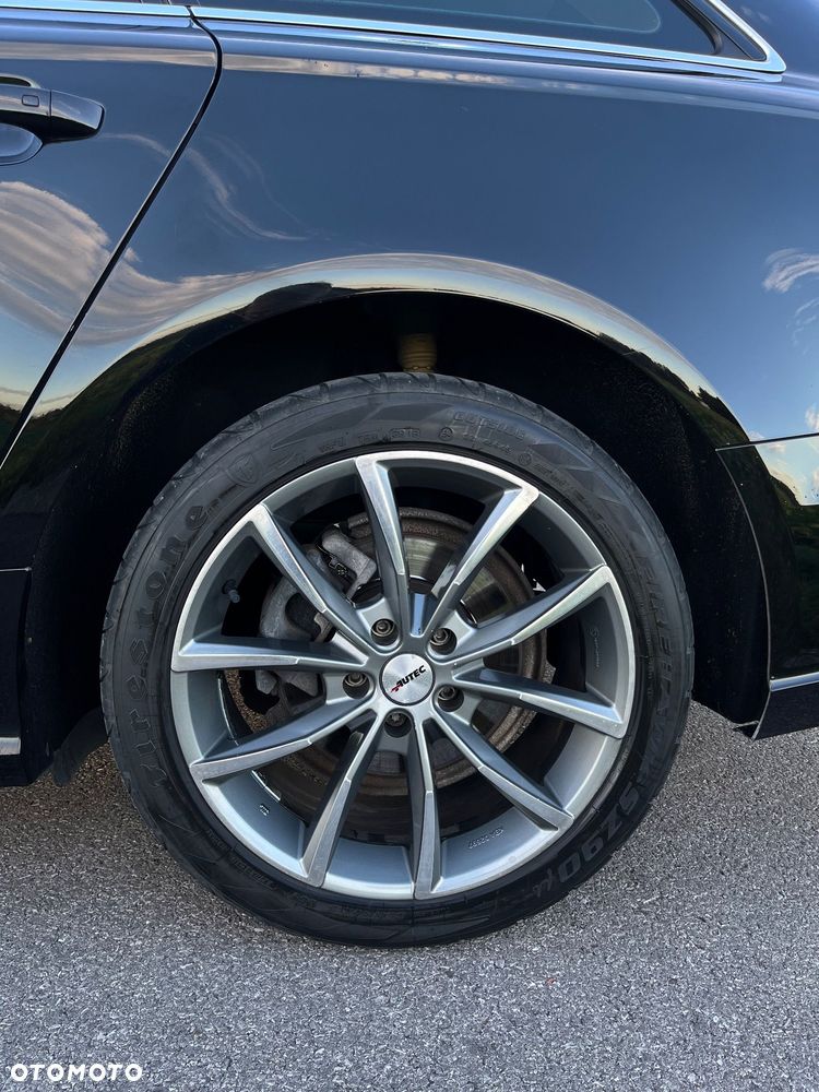 Audi A6 Avant 2.0 TDI Ultra S tronic - 30