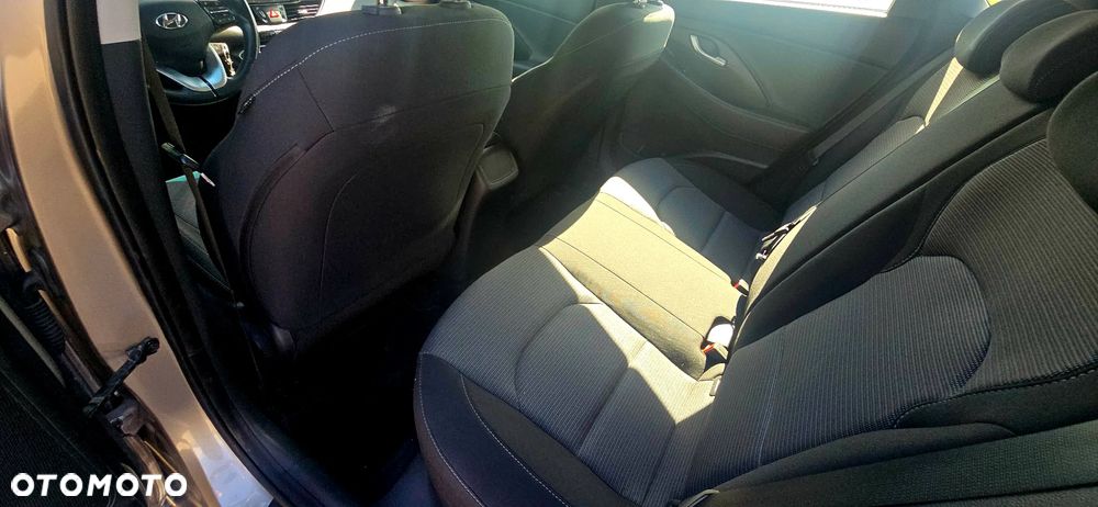 Hyundai i30 1.4 Premiere Comfort - 17
