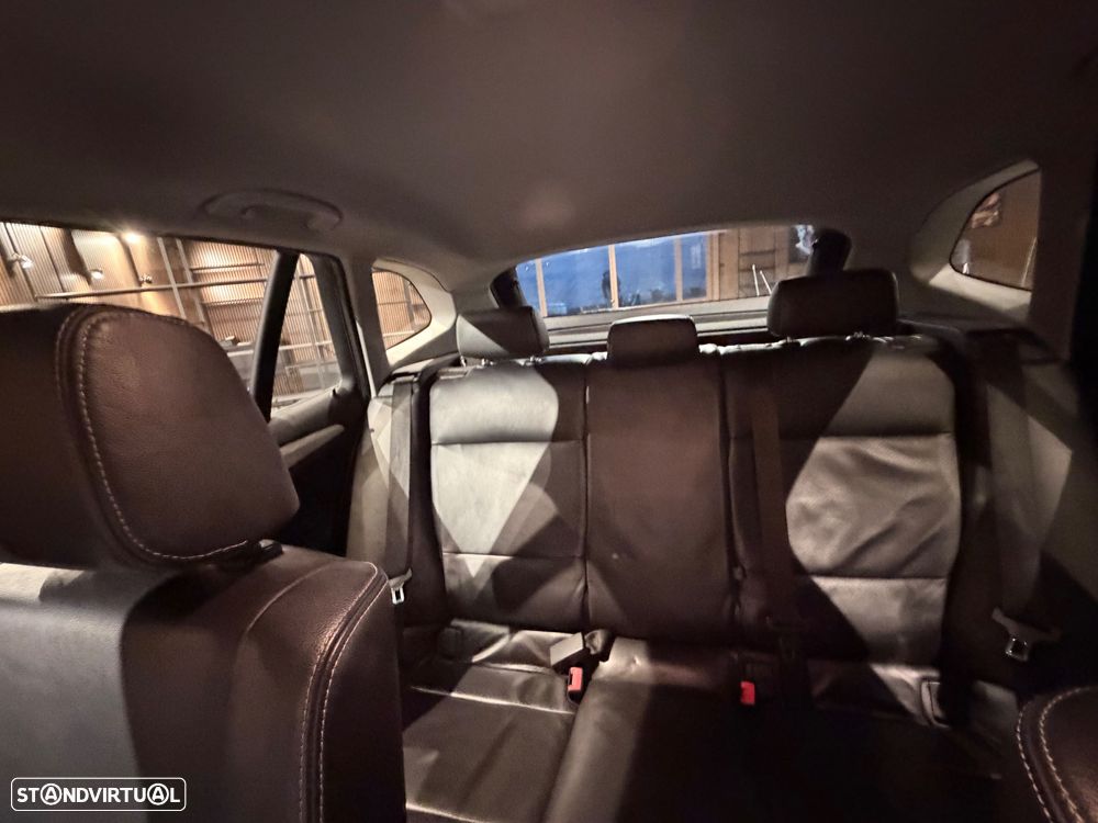 BMW X1 18 d sDrive Line Sport - 32