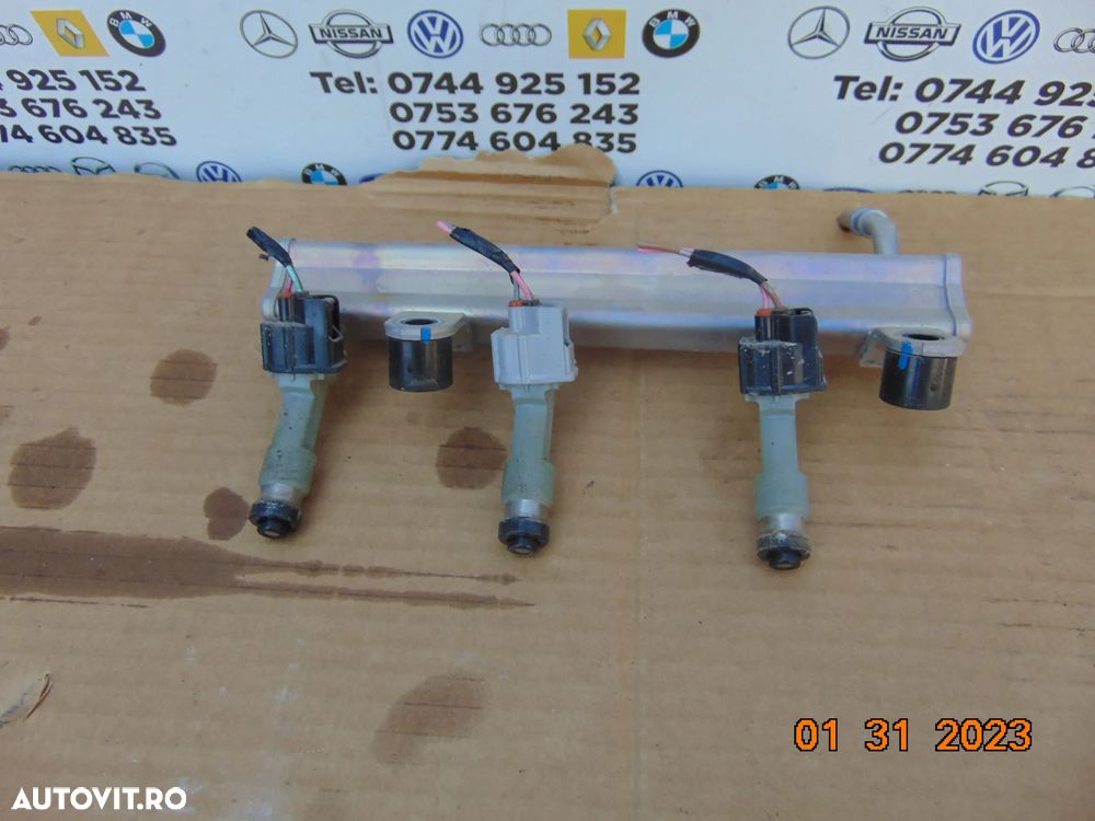 Rampa injectoare toyota Yaris 1.0 euro 6 dezmembrez yaris 3 1.0 euro 5 euro 6 p13 - 2