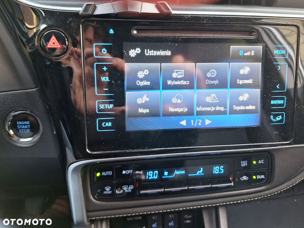 Toyota Corolla 1.6 Active EU6 - 12