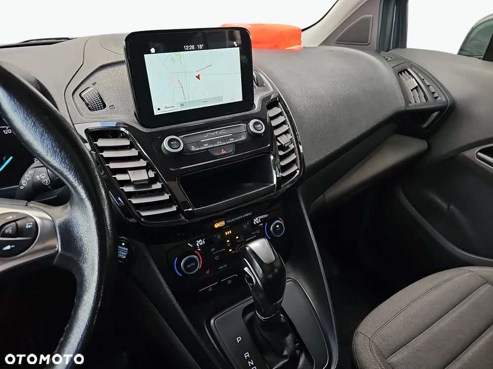 Ford Tourneo Connect - 14