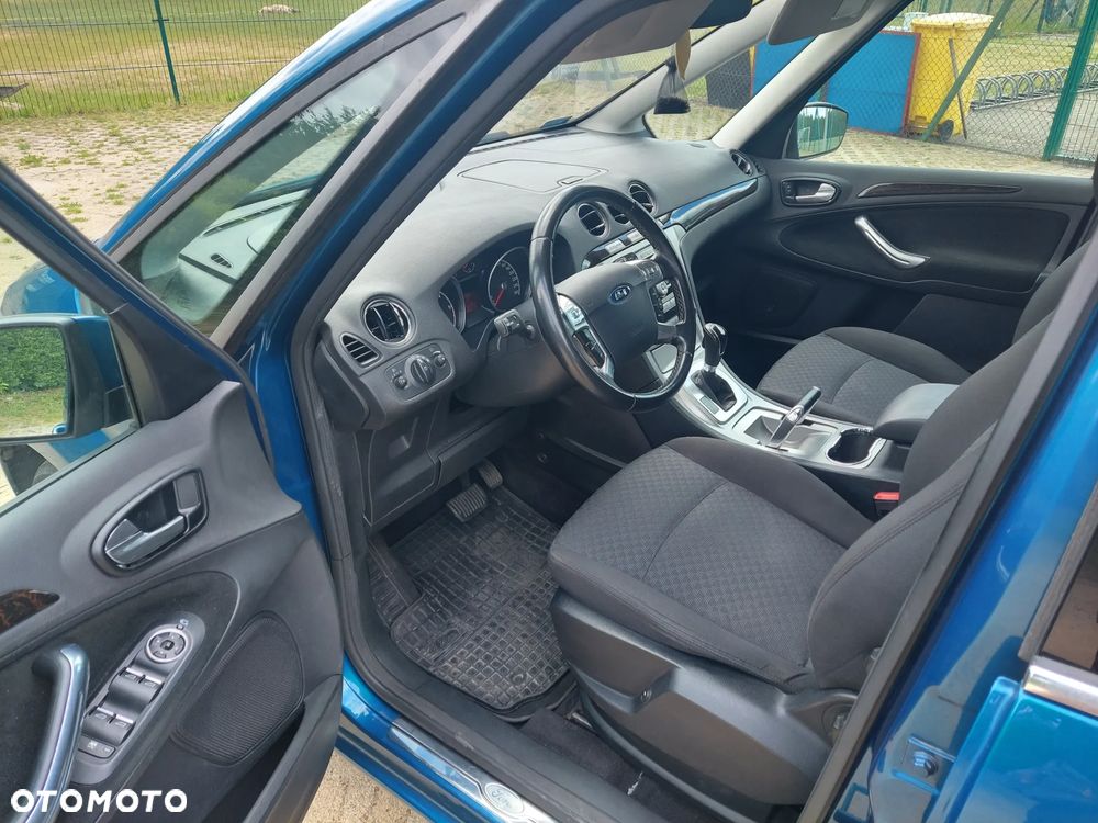 Ford Galaxy 2.0 TDCi Ghia - 11