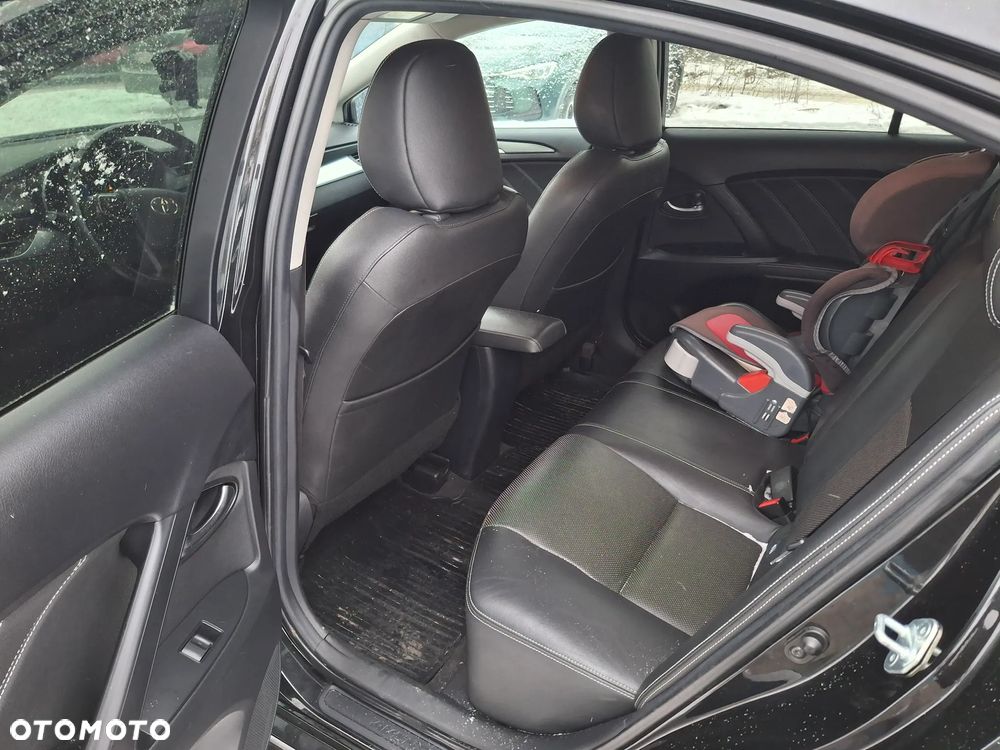 Toyota Avensis 2.0 Prestige MS - 9