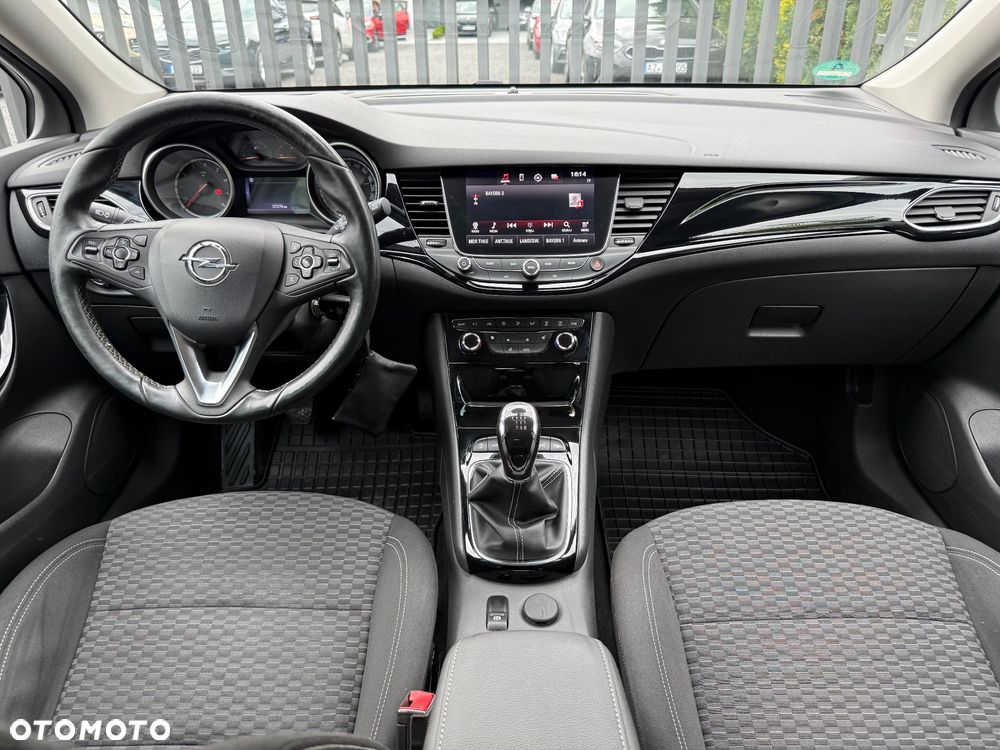 Opel Astra 1.4 Turbo Innovation - 11