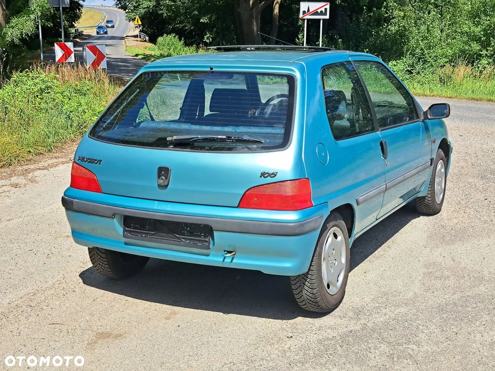 Peugeot 106 - 22