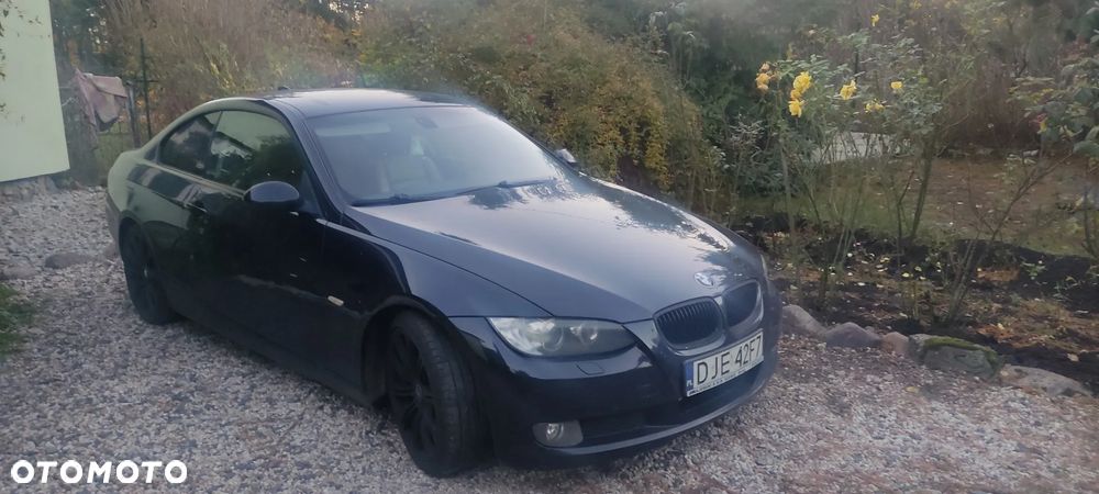 BMW 3 Series 2009 photo 3