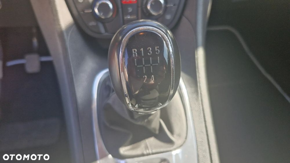Opel Meriva - 17