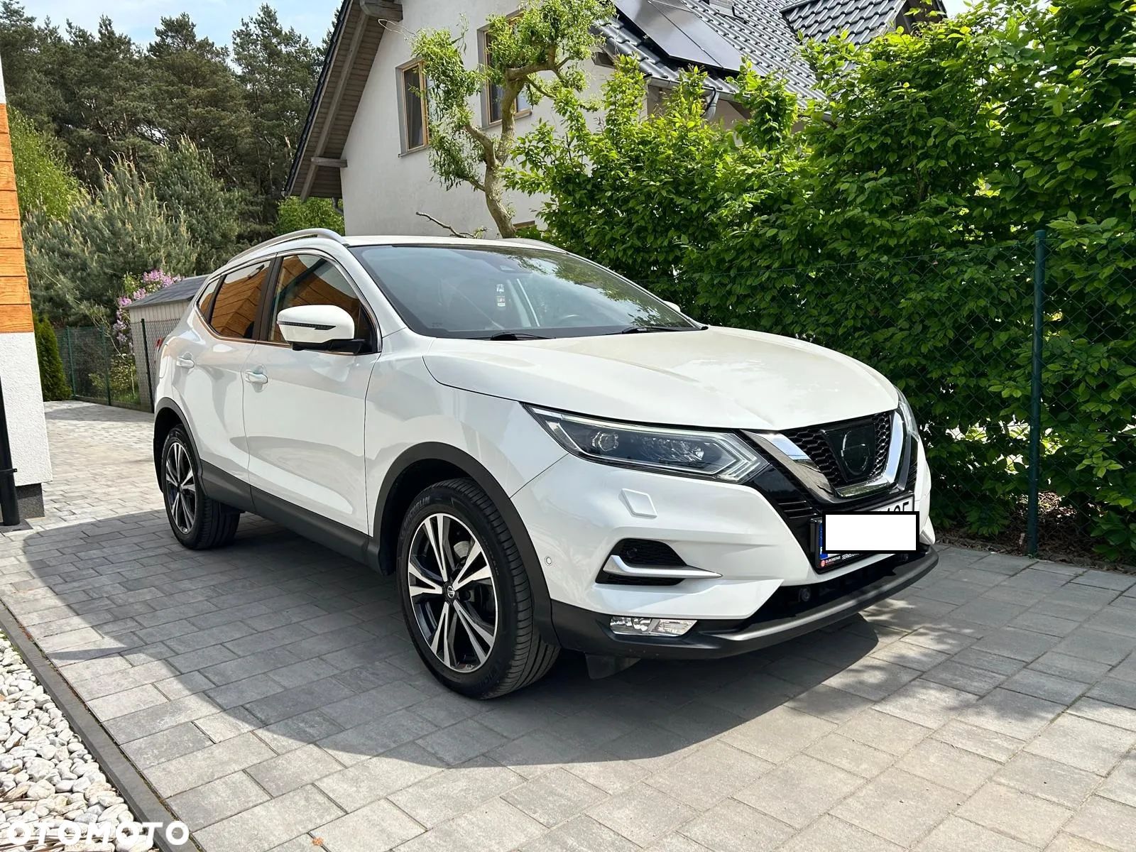 Nissan Qashqai 1.5 dCi DCT TEKNA - 1