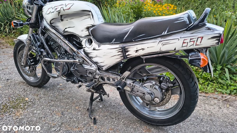 Honda NTV - 17