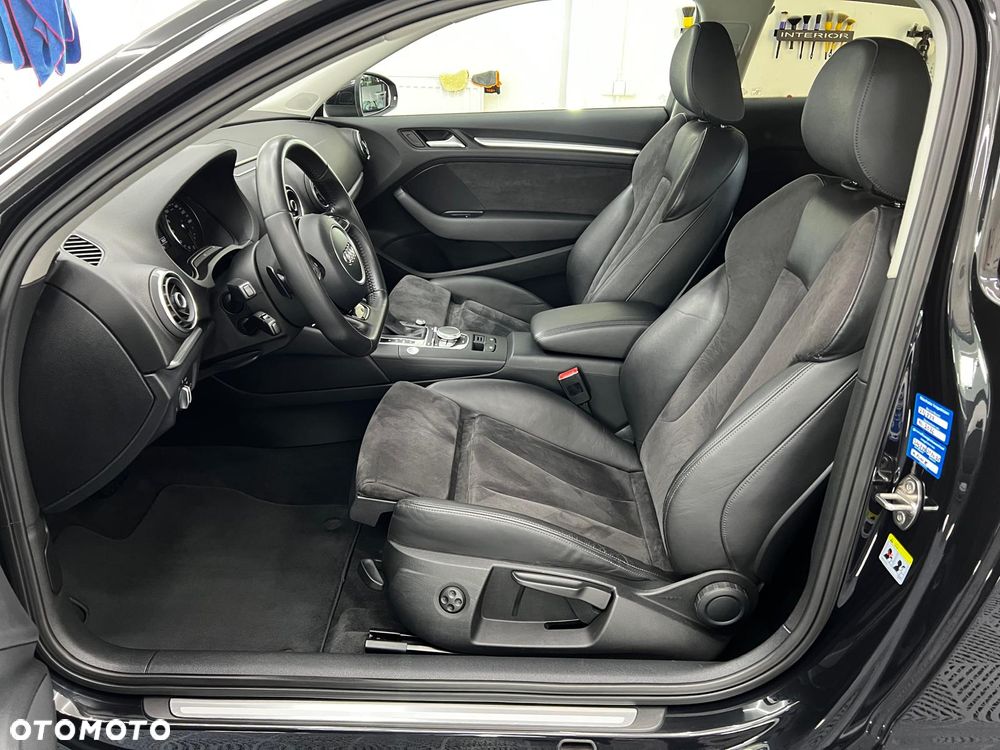 Audi A3 Sportback 2.0 TDI DPF S tronic S line Sportpaket (plus) - 16