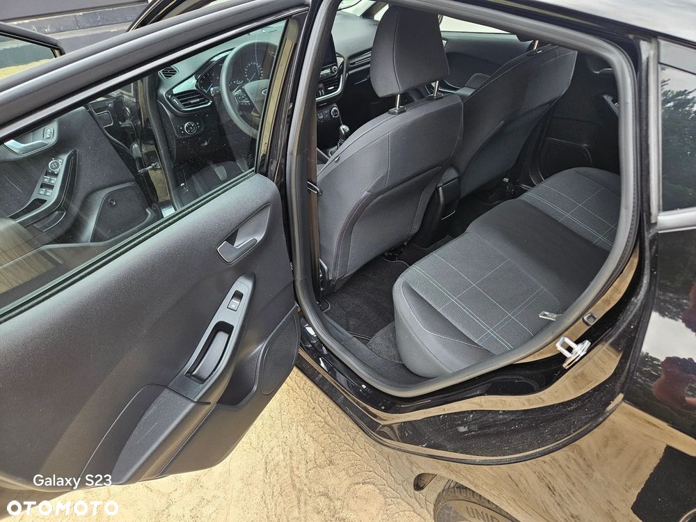 Ford Fiesta 1.1 S&S COOL&CONNECT - 16
