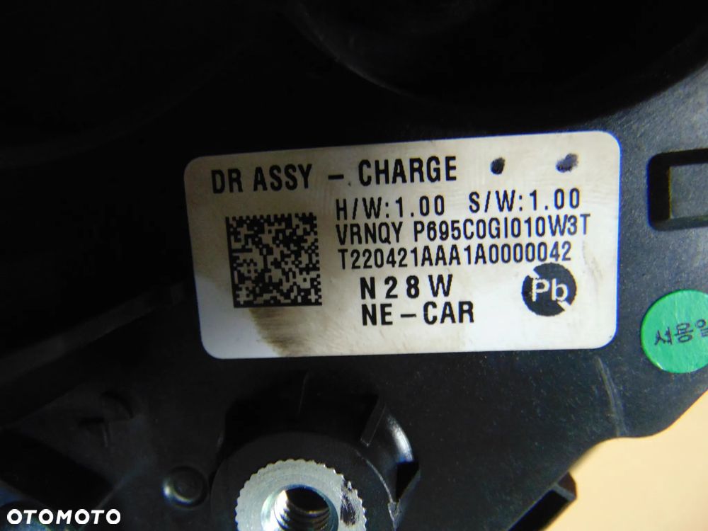 GNIAZDO ŁADOWANIA HYUNDAI IONIQ V P695C0-GI010 P695C0GI010 - 4