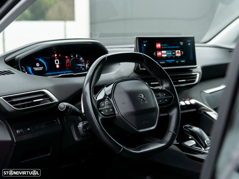 Peugeot 5008 1.5 BlueHDi Allure EAT8 - 12