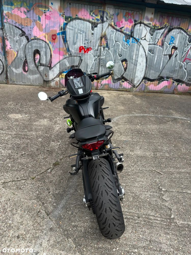Yamaha MT - 5