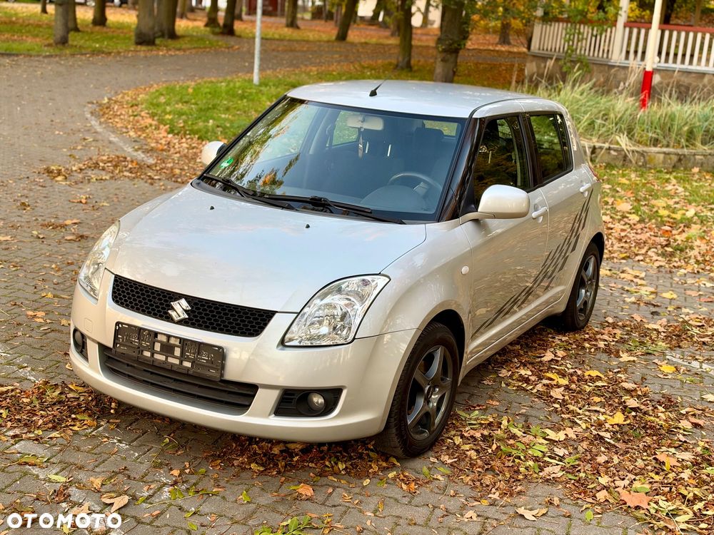Suzuki Swift 2009 photo 4