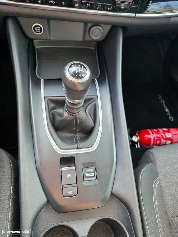 Nissan Qashqai 1.3 DIG-T N-Connecta - 19