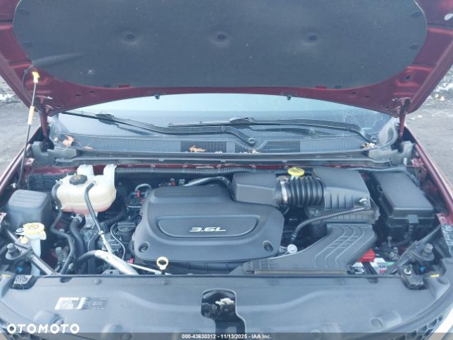 Chrysler Pacifica - 17