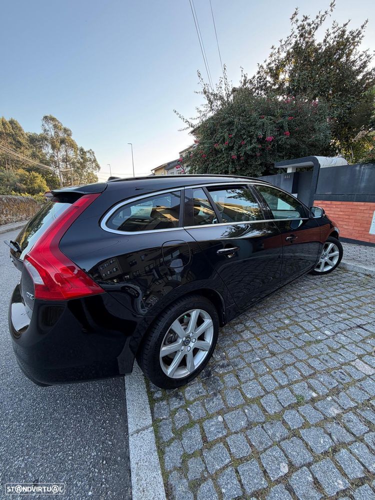 Volvo V60 2016 photo 4