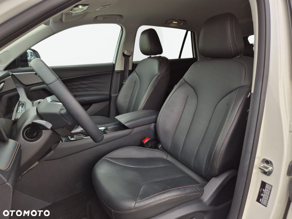 MG HS 1.5 T-GDI Exclusive DCT - 10