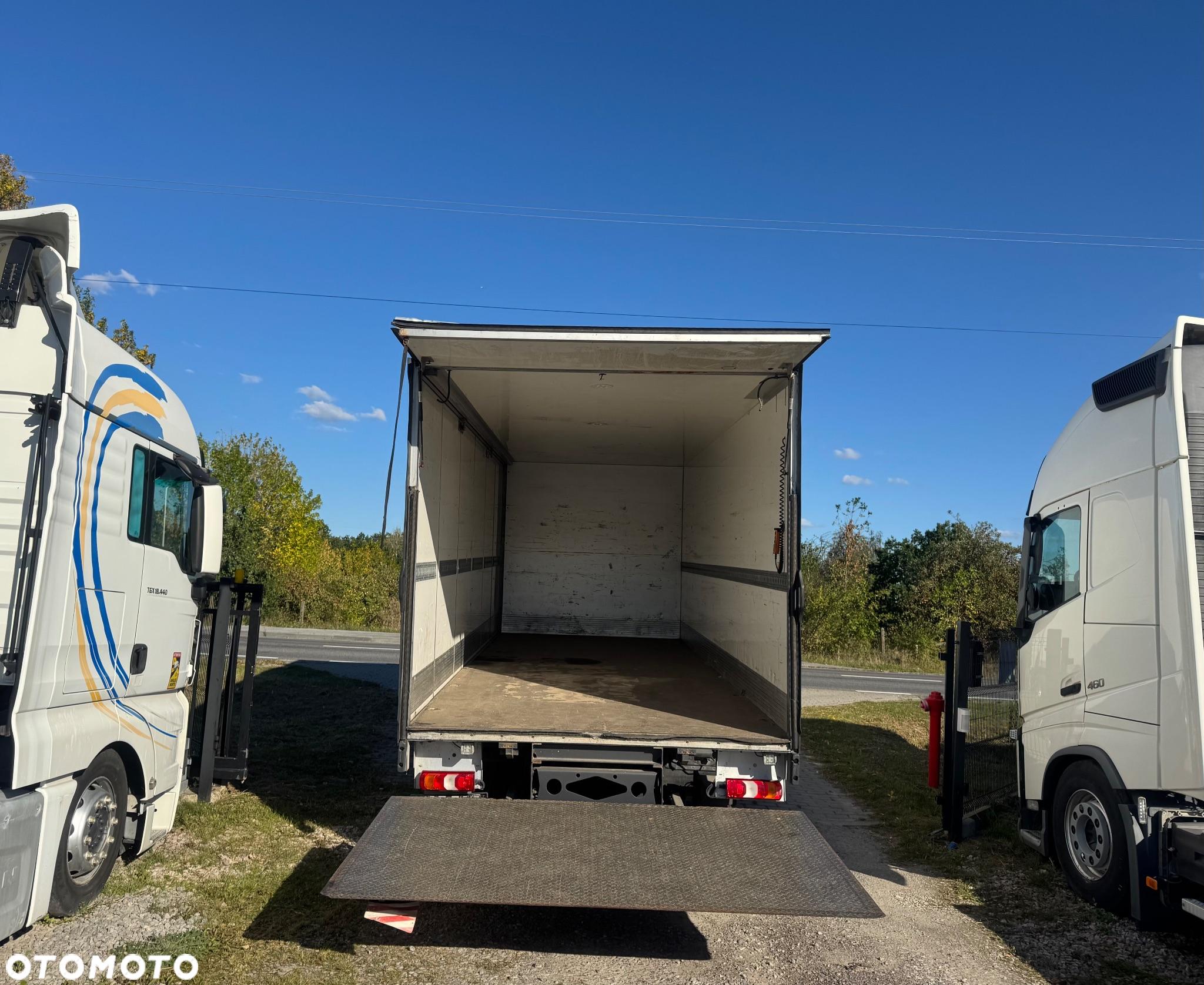 Mercedes-Benz Atego 1221 / 12000kg / OTWIERANY BOK / WINDA - 10