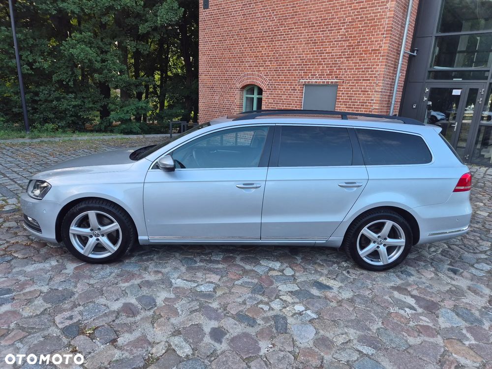Volkswagen Passat 2.0 TDI DSG BlueMotion Technology Highline - 27