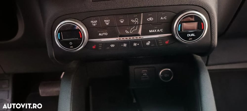 Ford Kuga - 6