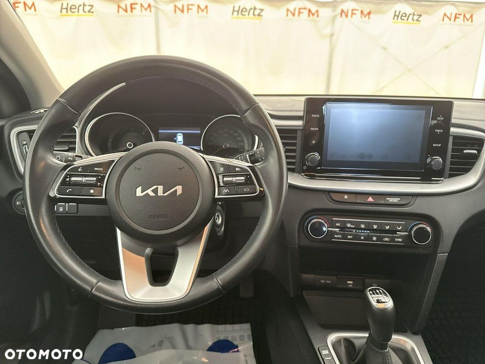 Kia Ceed - 15