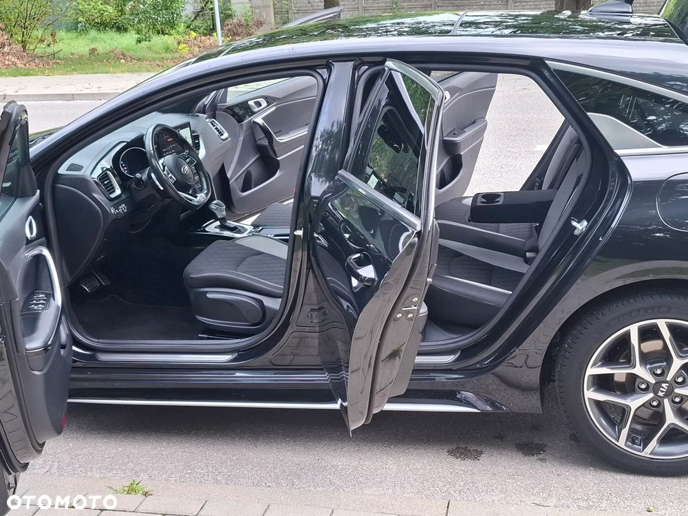 Kia ProCeed 1.5 T-GDI DCT7 OPF GT LINE - 11