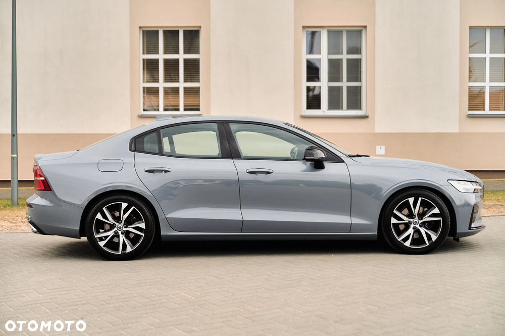 Volvo S60 T4 Geartronic RDesign - 17